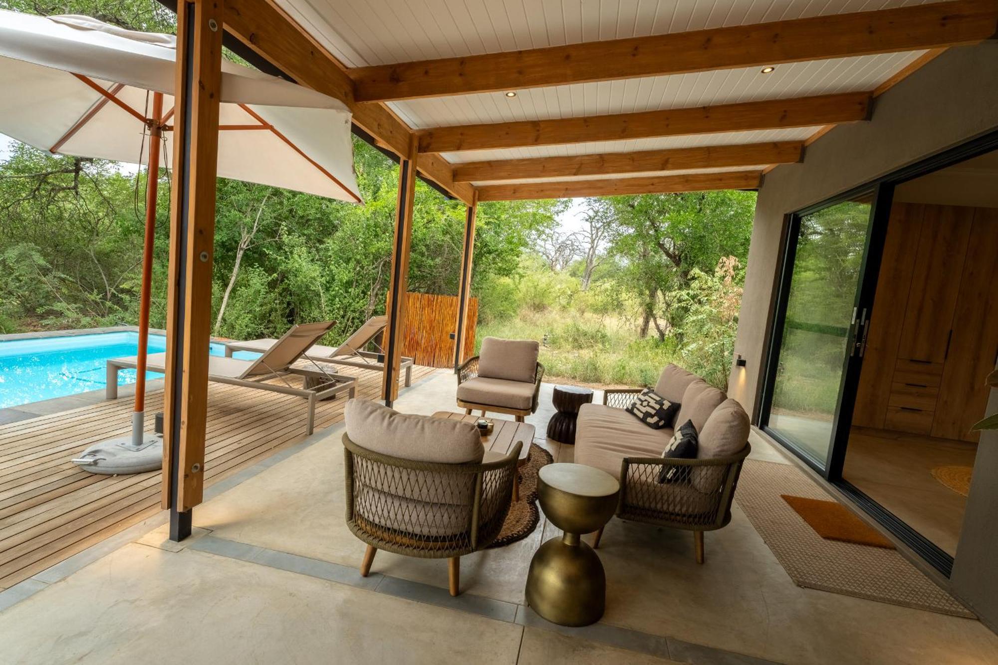 Nomads Den Private Villa With Heated Pool On Hoedspruit Wildlife Estate Riverbed Esterno foto